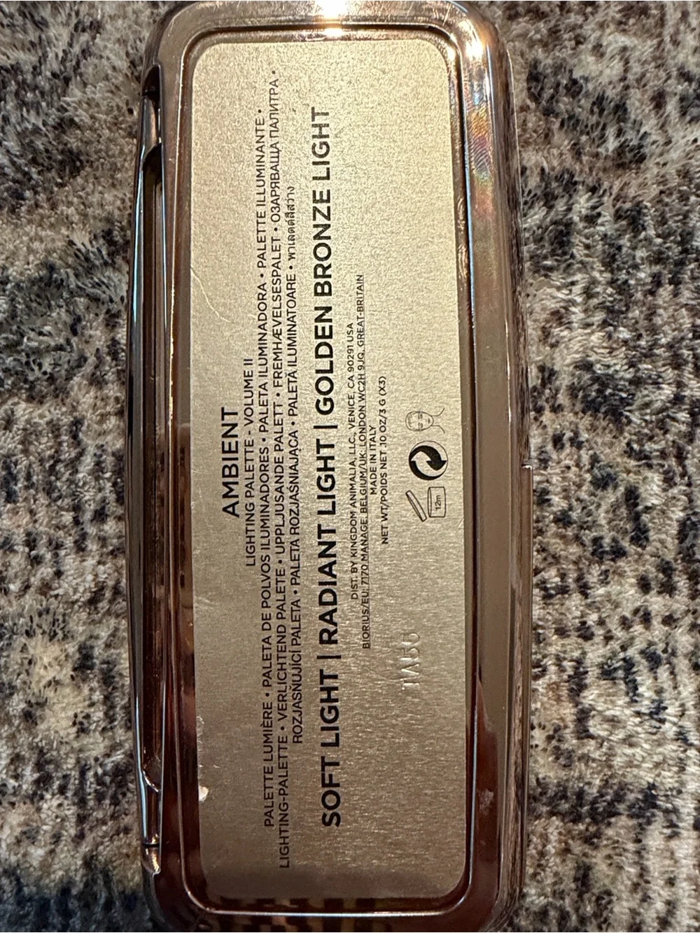 Hourglass AMBIENT LIGHTING PALETTE — VOLUME II